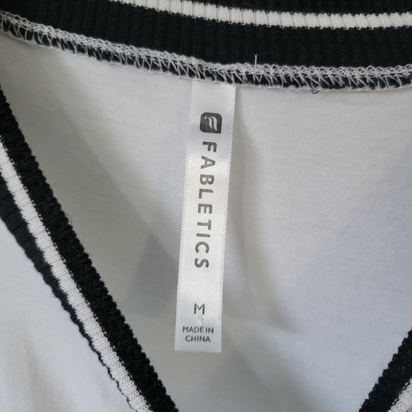Fabletics Tee Tank. - Picture 3 of 7